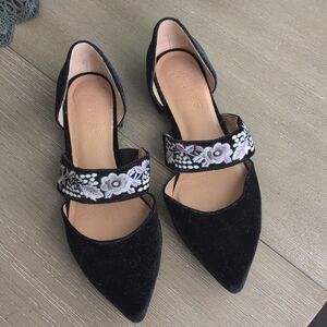 Bettye Muller Flats Black Suede Size 6.5